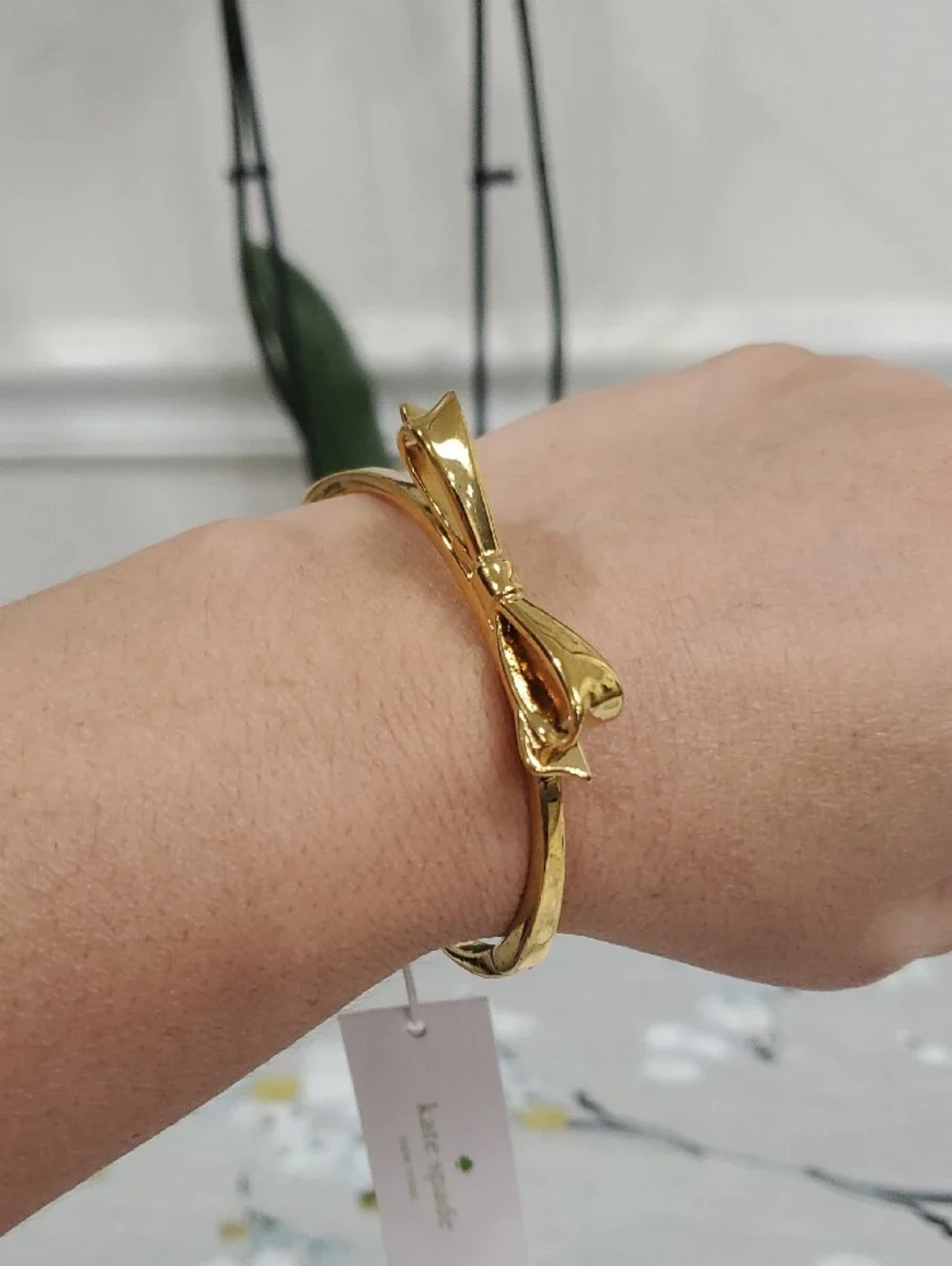 NWT Kate Spade New York Love Notes Bow Bangle Bracelet.💛 - Picture 7 of 9